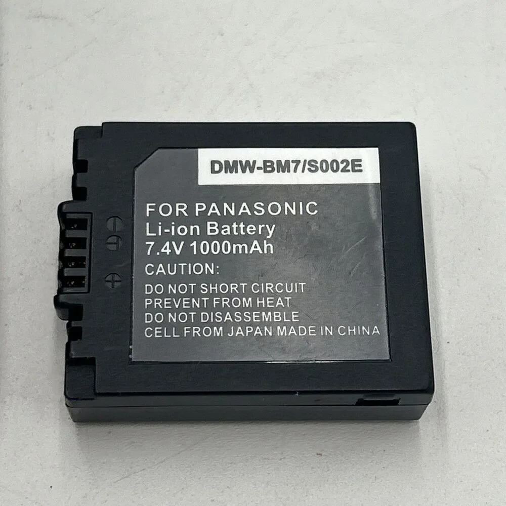 Panasonic LUMIX DE-993 Genuine OEM Digital Camera Charger Battery dmw-bm7/s002e